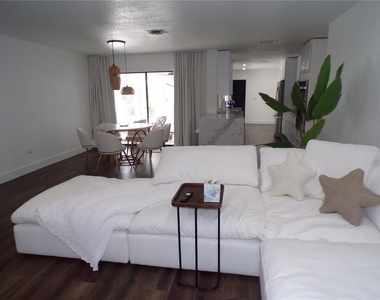 1802 Los Alamos Drive - Photo Thumbnail 7