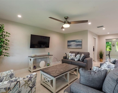 3005 Chase Circle - Photo Thumbnail 3
