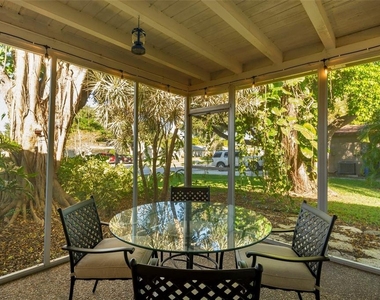 3005 Chase Circle - Photo Thumbnail 10