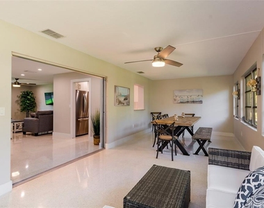 3005 Chase Circle - Photo Thumbnail 11