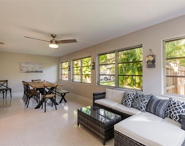 3005 Chase Circle - Photo Thumbnail 12