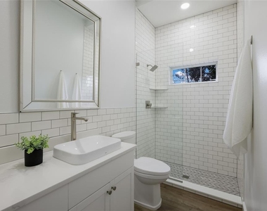 8009 Royal Birkdale Circle - Photo Thumbnail 36