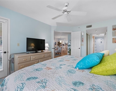 1015 Wexford Boulevard - Photo Thumbnail 17