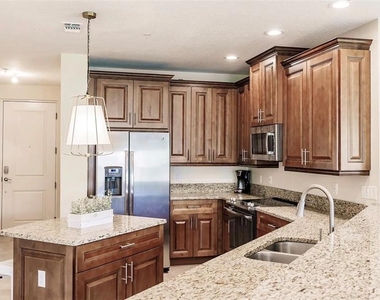 7840 34th Avenue W - Photo Thumbnail 4