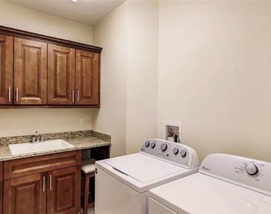 7840 34th Avenue W - Photo Thumbnail 22