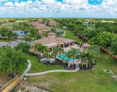 8261 Miramar Way - Photo Thumbnail 28