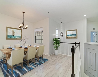 8261 Miramar Way - Photo Thumbnail 4