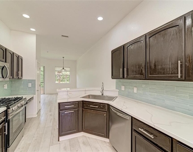 8261 Miramar Way - Photo Thumbnail 8