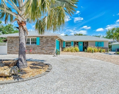 307 Avenida De Paradisio - Photo Thumbnail 3