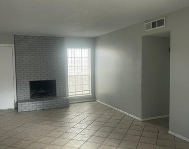 8614 Mettler Drive - Photo Thumbnail 5