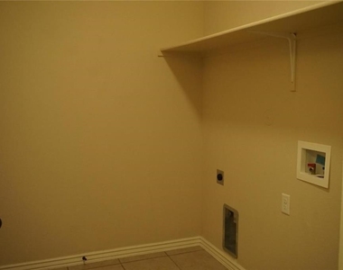 5828 Megan Street - Photo Thumbnail 22