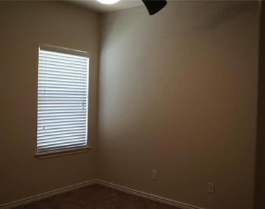 5828 Megan Street - Photo Thumbnail 20