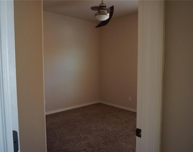 5828 Megan Street - Photo Thumbnail 9