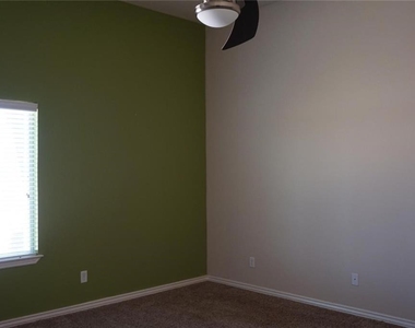5828 Megan Street - Photo Thumbnail 14
