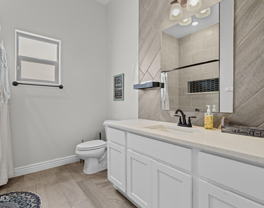 13401 Carterton Avenue - Photo Thumbnail 6