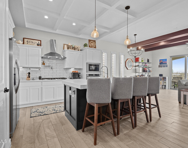 13401 Carterton Avenue - Photo Thumbnail 20
