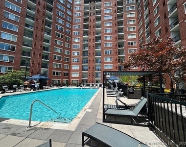 52 Forest Street - Photo Thumbnail 22
