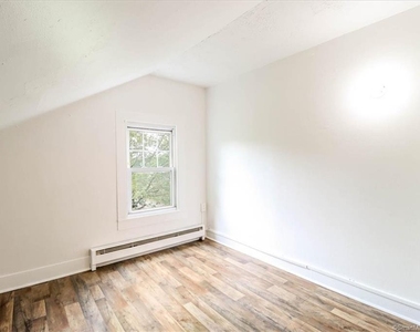 14 Poplar Street - Photo Thumbnail 28