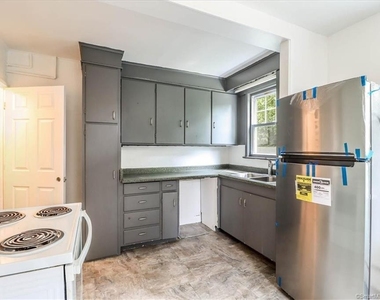 14 Poplar Street - Photo Thumbnail 5