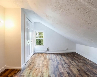 14 Poplar Street - Photo Thumbnail 25