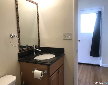60 Plainfield Avenue - Photo Thumbnail 16