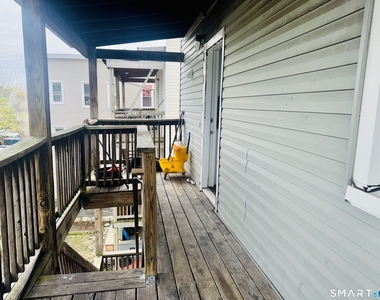 898 Hancock Avenue - Photo Thumbnail 11