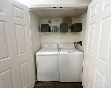 52 Forest Street - Photo Thumbnail 7