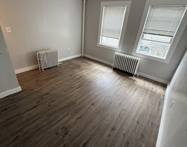 277 Scofield Avenue - Photo Thumbnail 1