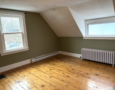 130 Platt Avenue - Photo Thumbnail 5