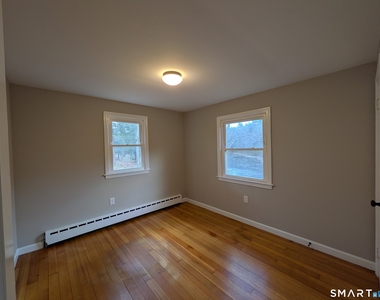 414 Salmon Brook Street - Photo Thumbnail 12