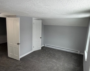 122 River Road - Photo Thumbnail 13
