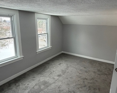 122 River Road - Photo Thumbnail 15