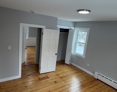 122 River Road - Photo Thumbnail 12