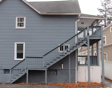 17 Woodbine Street - Photo Thumbnail 2