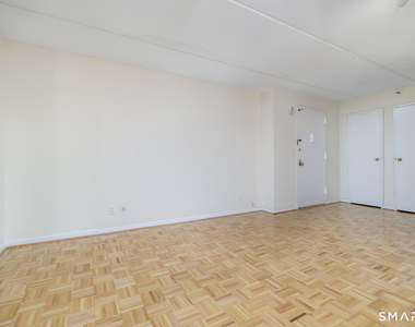 143 Hoyt Street - Photo Thumbnail 4