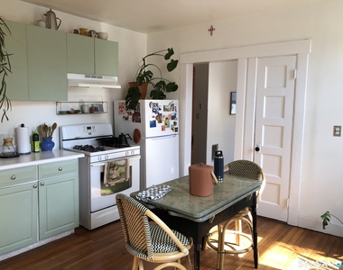 52 Canner Street - Photo Thumbnail 6