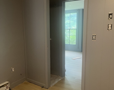 267 Rockwell Street - Photo Thumbnail 8