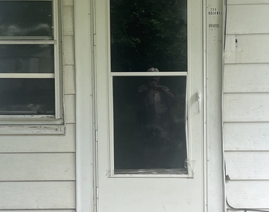 267 Rockwell Street - Photo Thumbnail 7