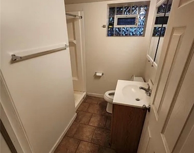 158 Chesterfield Rd - Photo Thumbnail 9