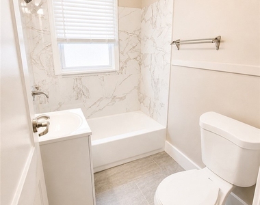 756 Shady Dr E - Photo Thumbnail 9