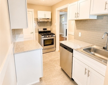 756 Shady Dr E - Photo Thumbnail 8