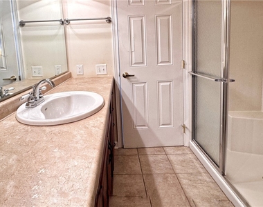 203 Sonie Dr - Photo Thumbnail 12