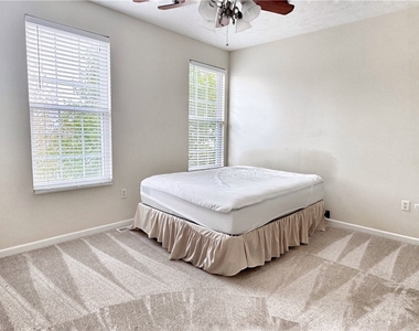 203 Sonie Dr - Photo Thumbnail 10