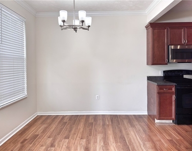 203 Sonie Dr - Photo Thumbnail 5
