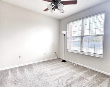 203 Sonie Dr - Photo Thumbnail 13