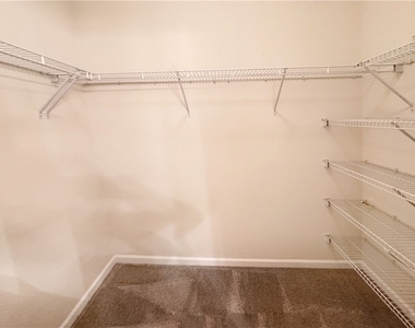 203 Sonie Dr - Photo Thumbnail 11