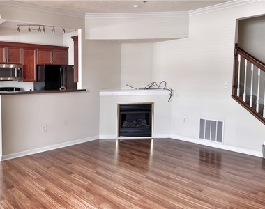 203 Sonie Dr - Photo Thumbnail 9