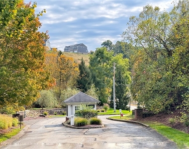 203 Sonie Dr - Photo Thumbnail 2