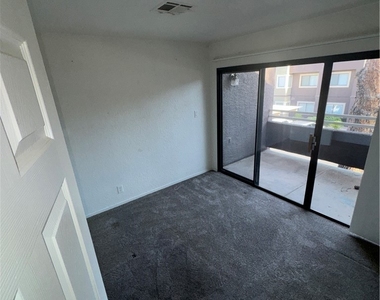 5050 S Rainbow Boulevard - Photo Thumbnail 22