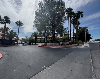 5050 S Rainbow Boulevard - Photo Thumbnail 13